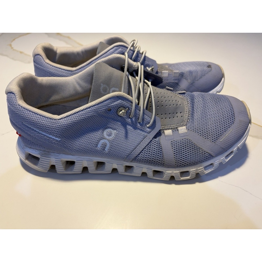 Size 8.5 - ON Cloud 5 Heather Fossil W